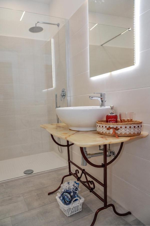 Bed and Breakfast Casa Lele Noto Exterior foto