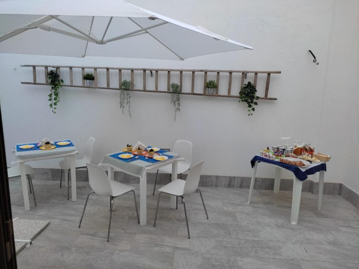 Bed and Breakfast Casa Lele Noto Exterior foto